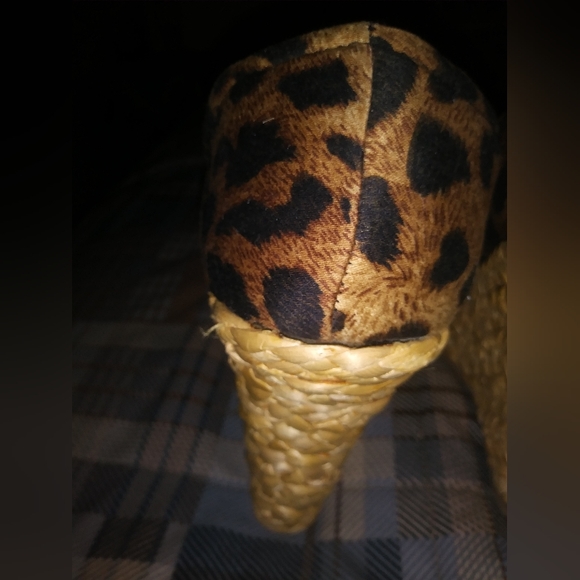 🖤🐆Express Cheetah Wedges🖤 - Picture 11 of 13